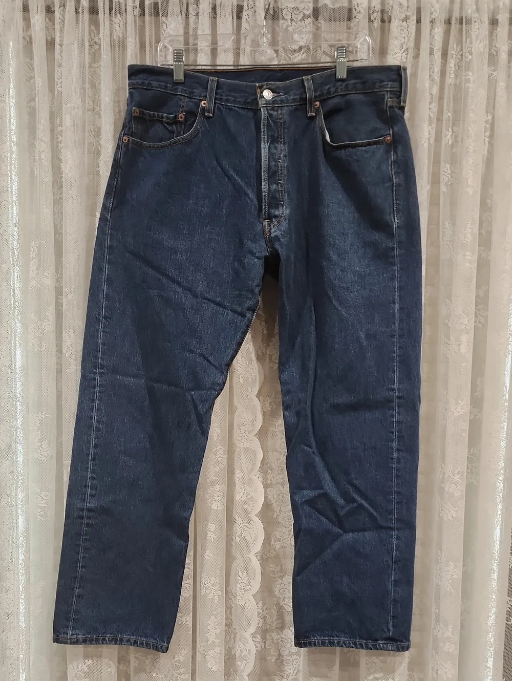 LEVI'S JEANS